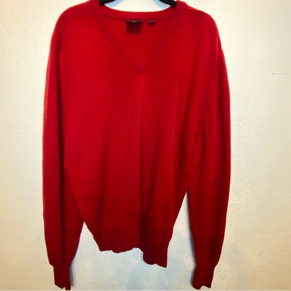 Nordstrom 100% Lambs Wool Vintage Y2K Cherry Red Holiday V Neck Sweater Large - Picture 3 of 13
